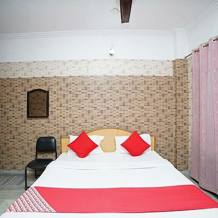 Oyo 39543 Hotel Kk Pantnagar Exterior photo
